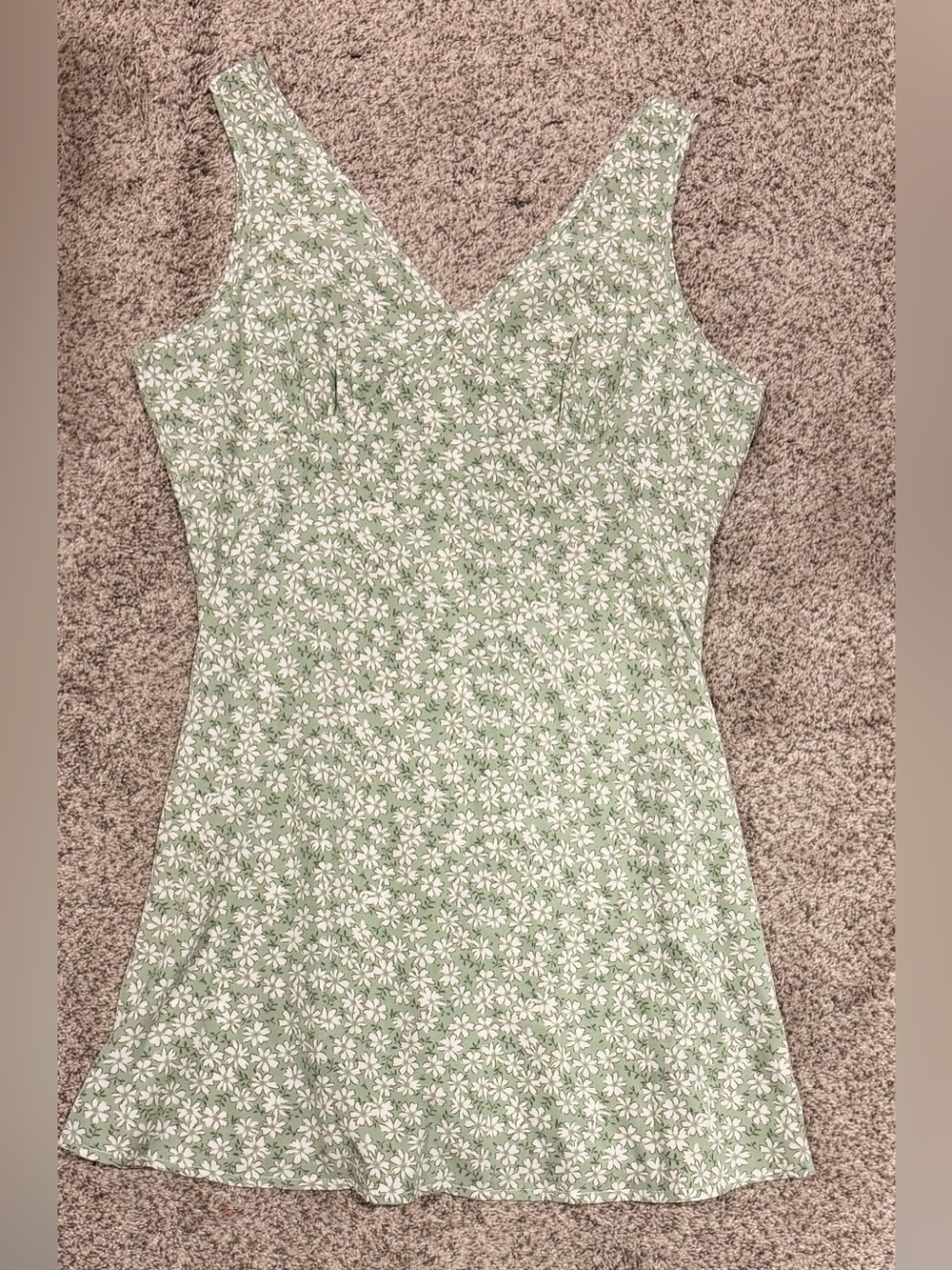 Women’s Green Floral V-Neck Sundress